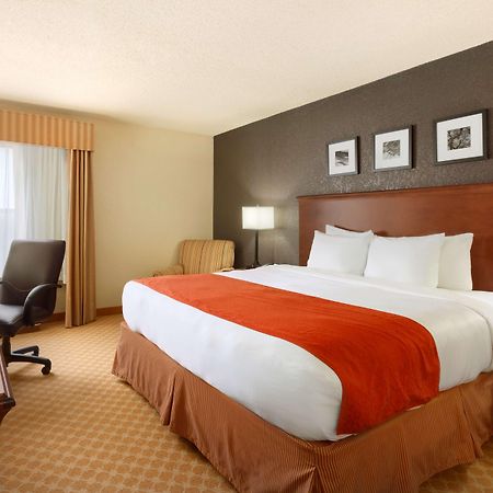 Spark By Hilton Corpus Christi Southeast Exterior photo